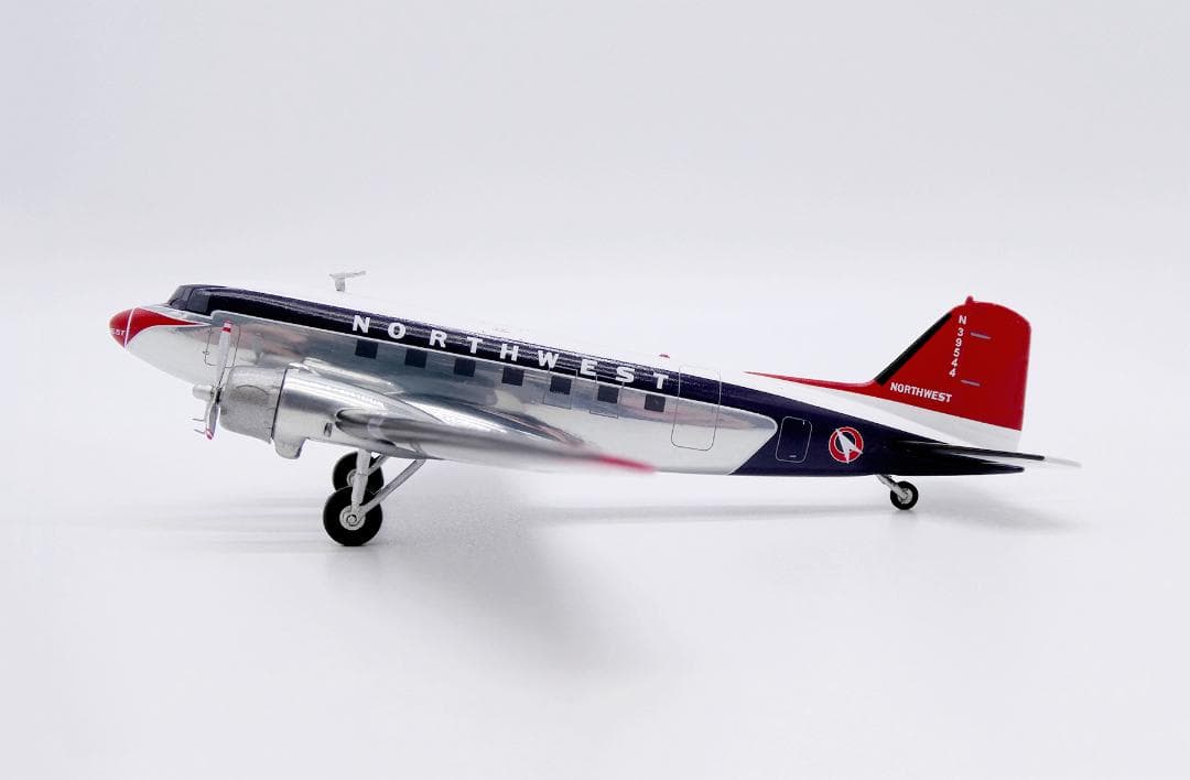 ノースウエスト航空 DC-3 N39544 1/200