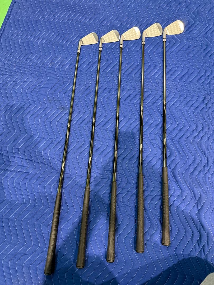 オノフ ONOFF KURO FORGED