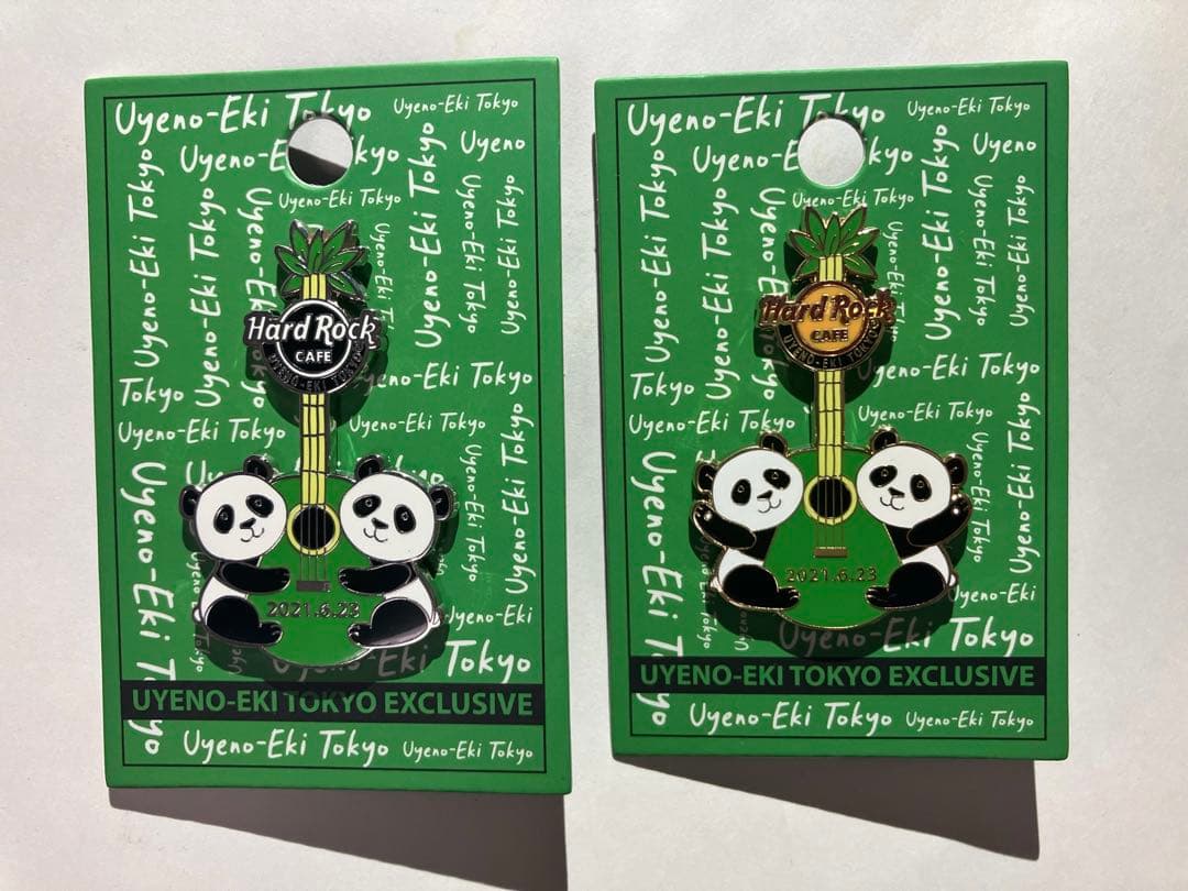 ハードロックカフェ上野駅　TWIN PANDA GUITAR PIN-1&2