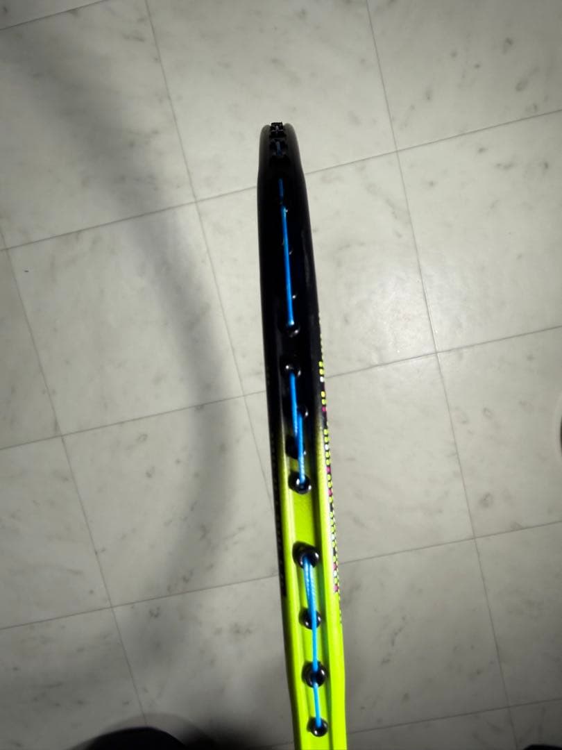 ひびなし美品YONEX VOLTRIC30 ボルトリック30 5UG5 イエロー