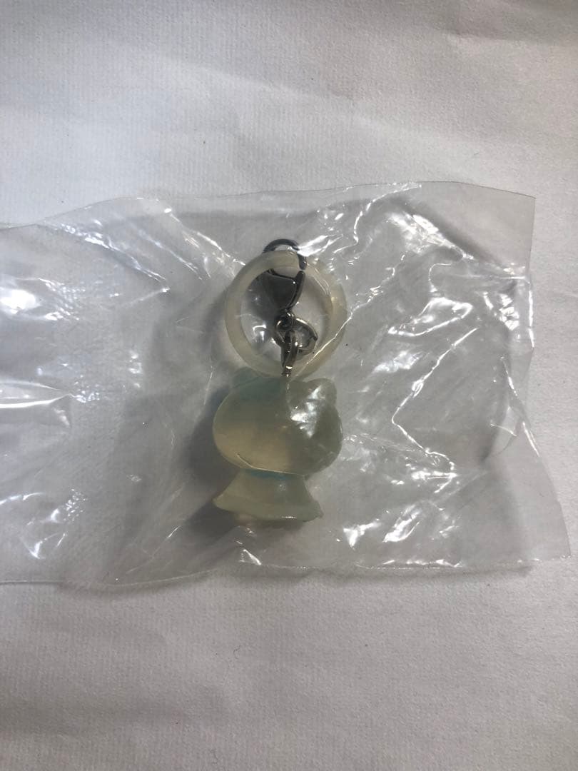 新品　ハローキティ てるてる坊主キーホルダー