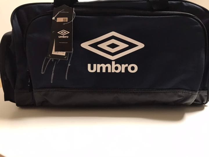 1/6 【サイン入り タグ付未使用】遠藤保仁 UMBRO ダッフルバック