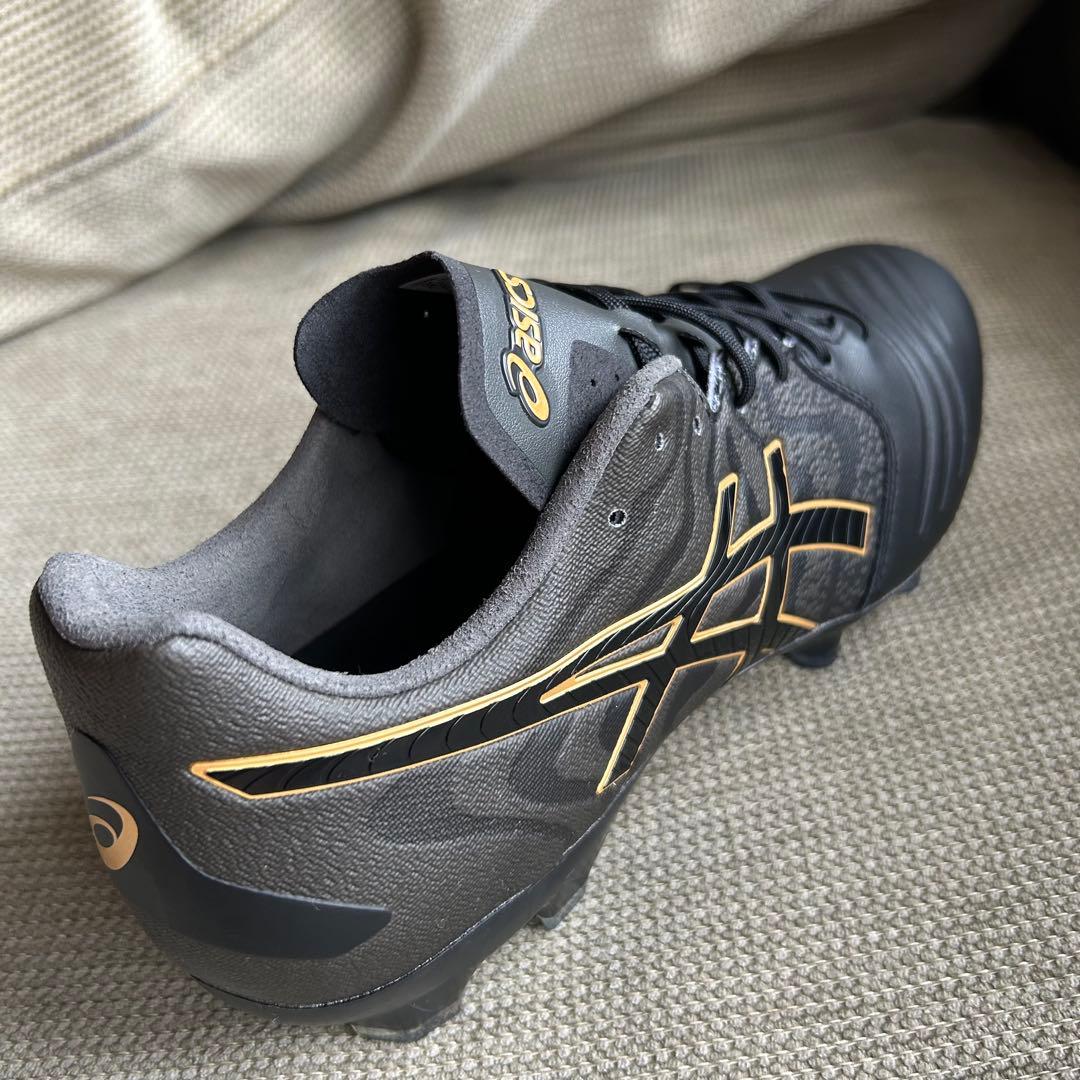 【未使用】asics サッカースパイク　ULTREZZA2　ブラック26.5cm