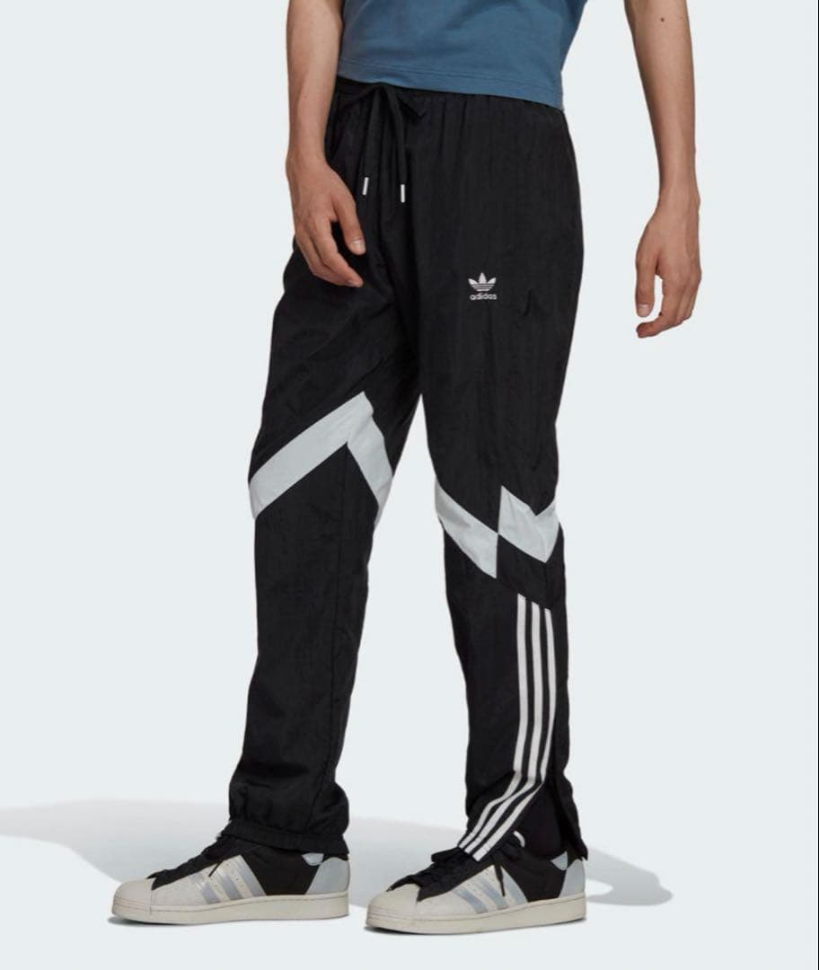 adidas Rekive ナイロントラックパンツ アディダス