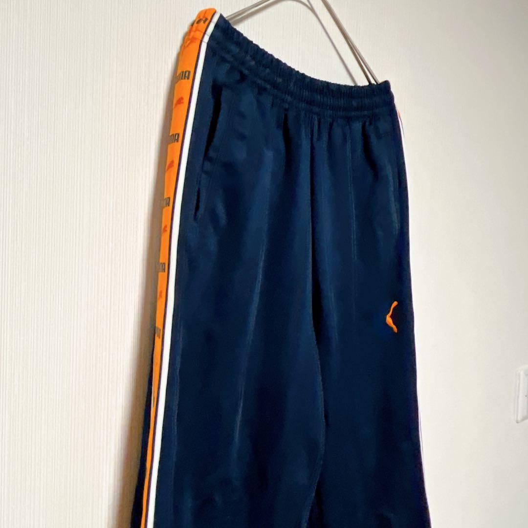 美品✨希少！PUMA プーマ　ネイビーオレンジ ストライプ ジャージパンツ