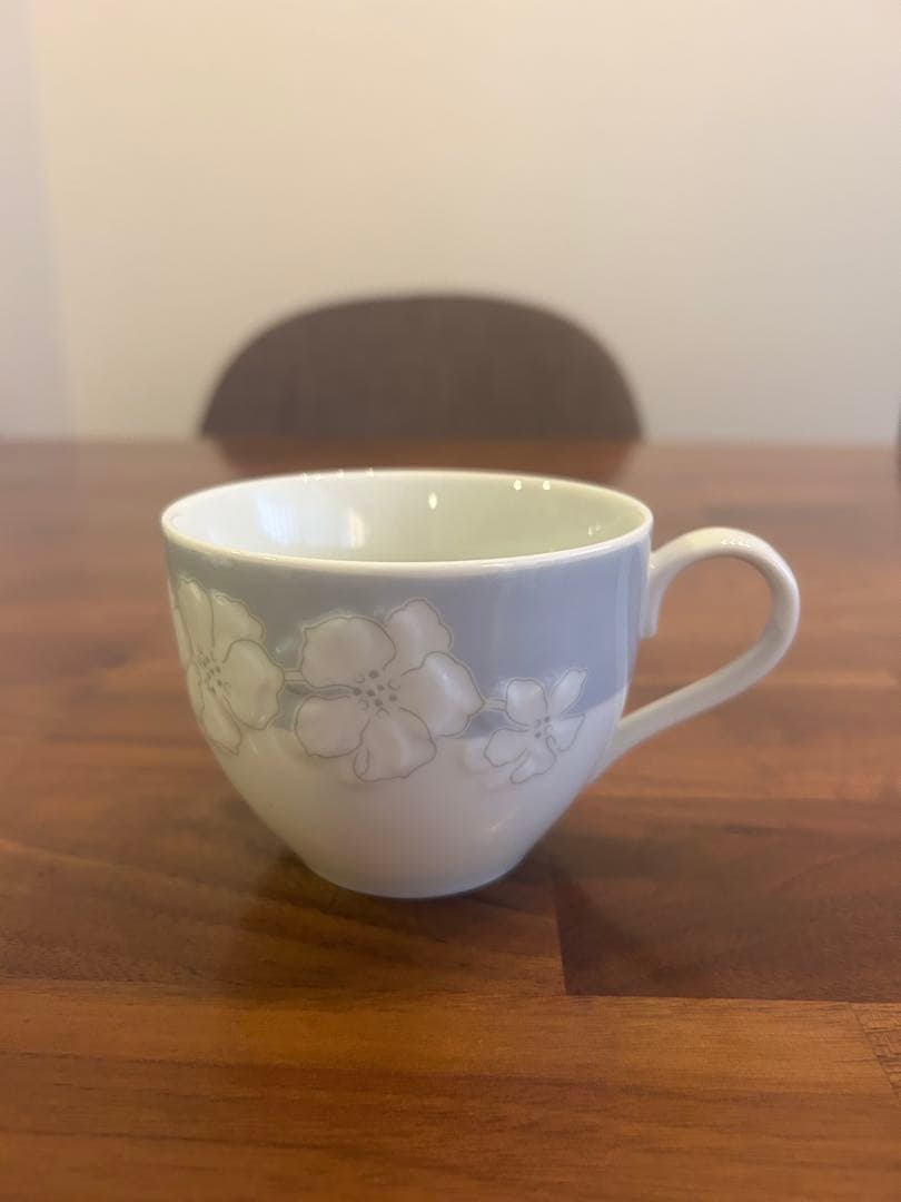 GIVENCHY 食器セット　花柄　カップ　プレート