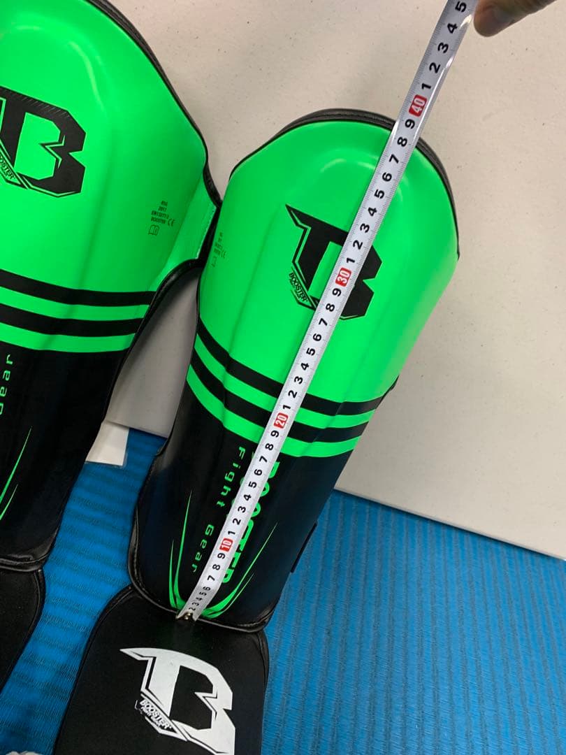 Lサイズ相当 BOOSTER レガース 脛当て キックボクシング ブースター