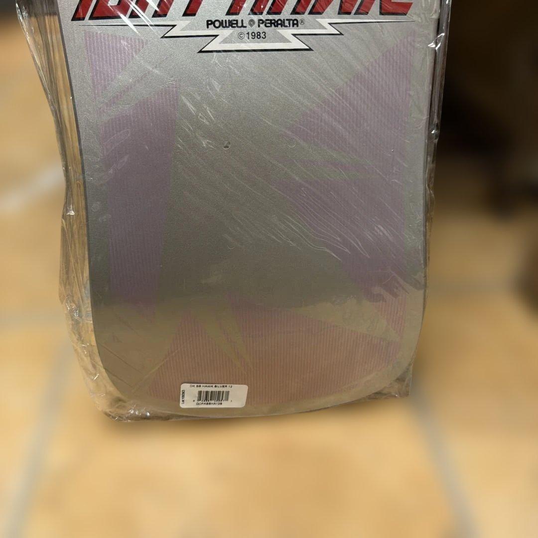 POWELL TONY HAWK シルバー 10.45×31.25㌅