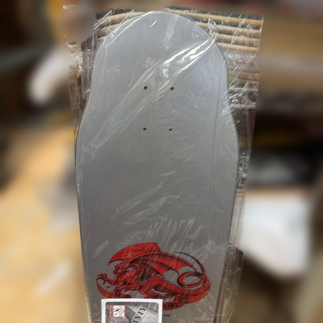 POWELL TONY HAWK シルバー 10.45×31.25㌅