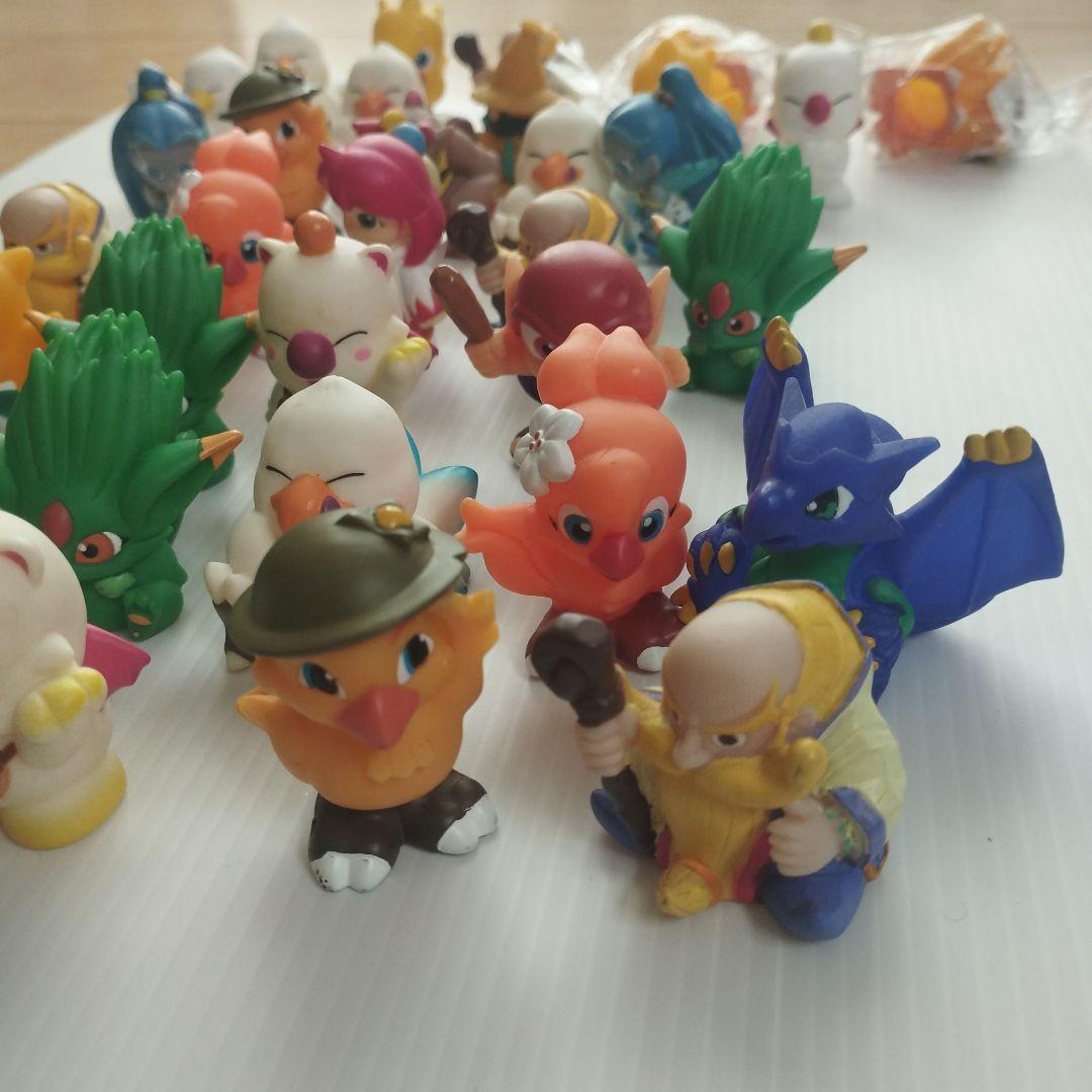 1997年　チョコボ フィギュア 人形 スクウェア BANDAI　マスコット