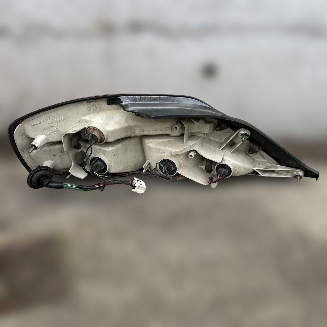 S15純正テールライト