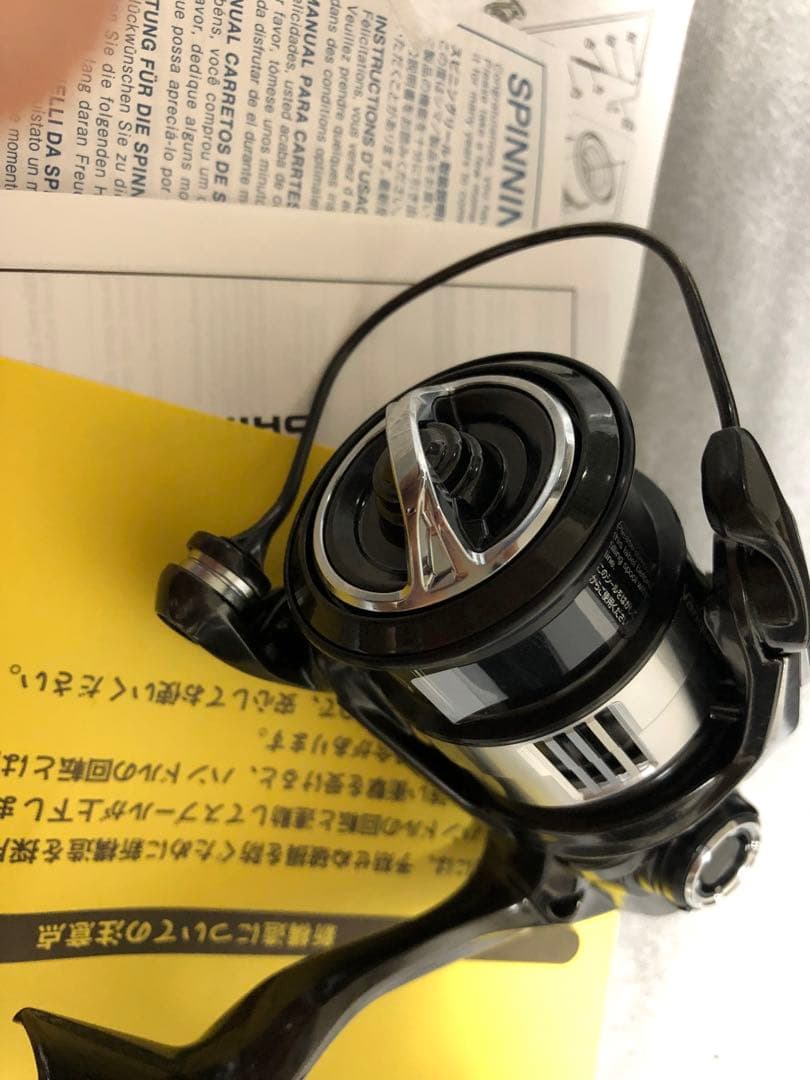 2023 シマノヴァンキッシュC2000S スピニングリール
