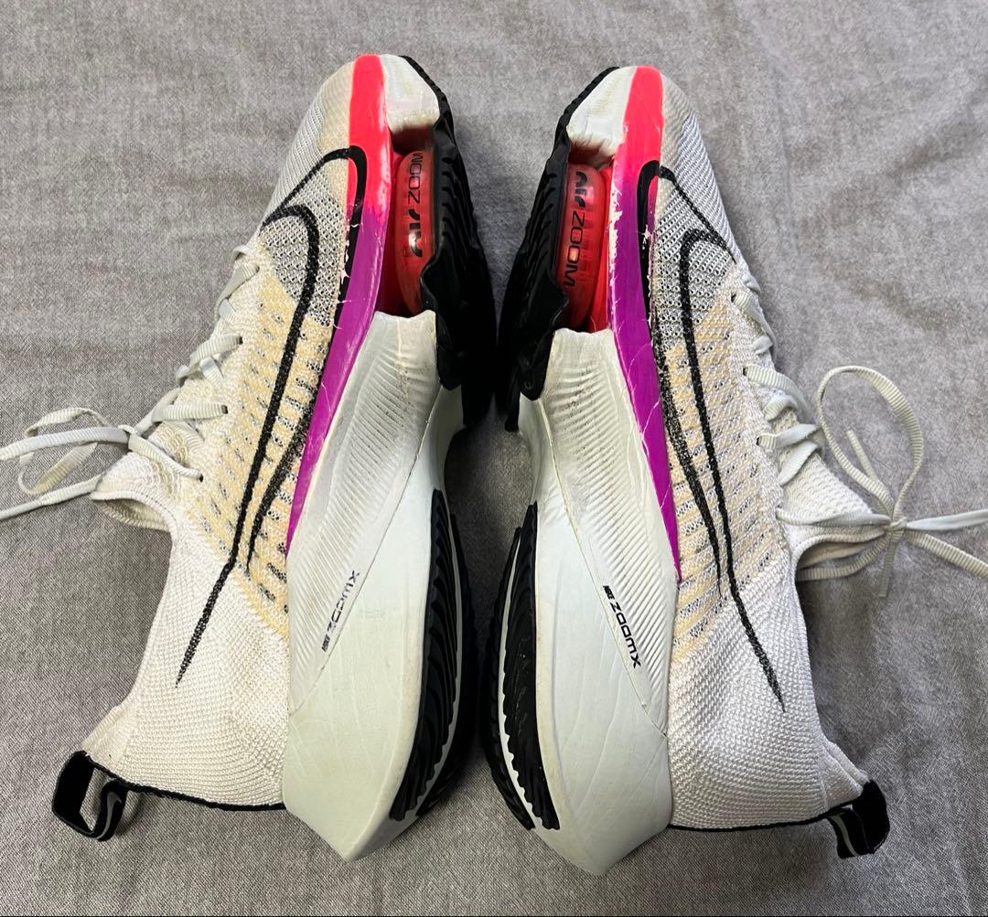 NIKE エアズーム テンポネクスト％ 26.5cm①