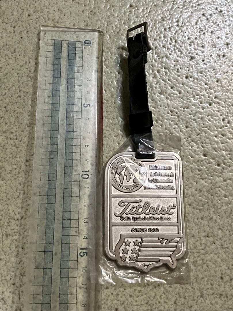 Titleist ネームプレート アメリカ国旗デザインとシルバーデザイン計2点。