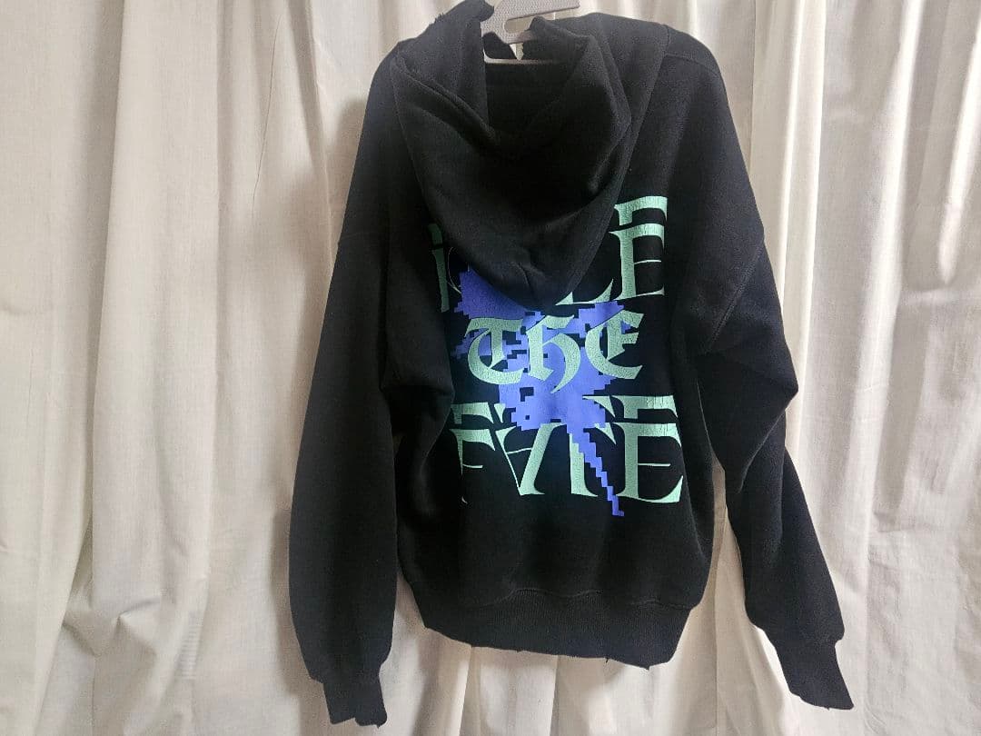 RULE THE FATE　パーカー　ブラック