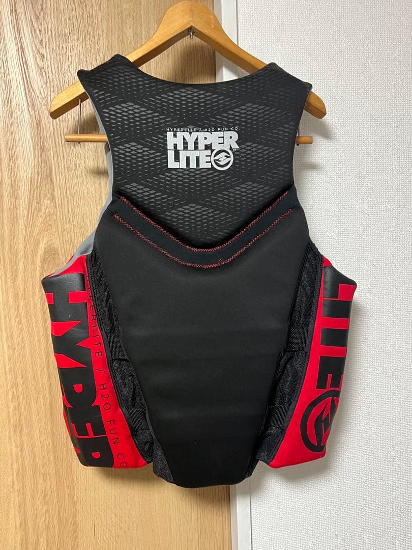 HYPERLITE ライフジャケット 成人用ラージ ブラック/レッド