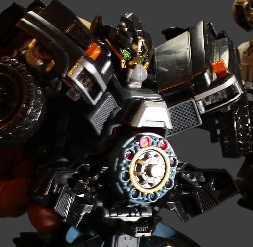 中古 中古 トランスフォーマー アルティメットアイアンハイド&アドオン武装