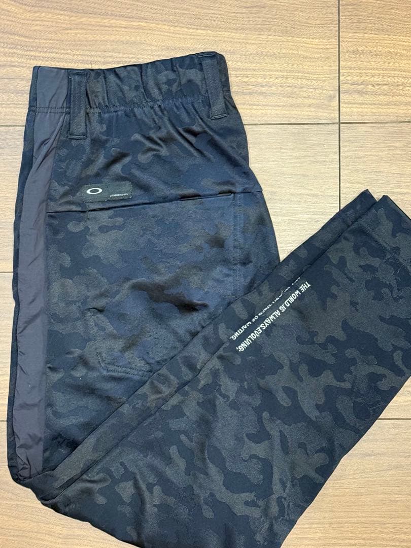 Oakley オークリー4点セットMサイズ パンツ スウェット ベスト バイザー