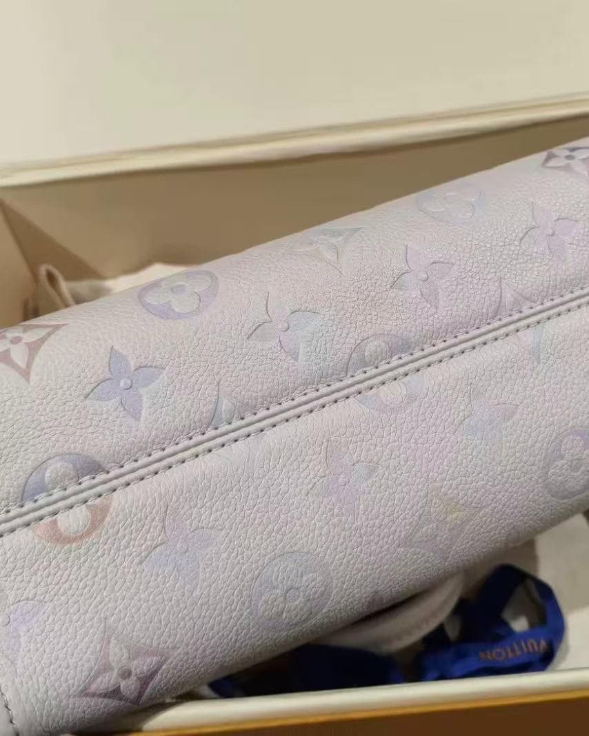 ☆Louis ☆Vuitton ホワイトバッグ~~~