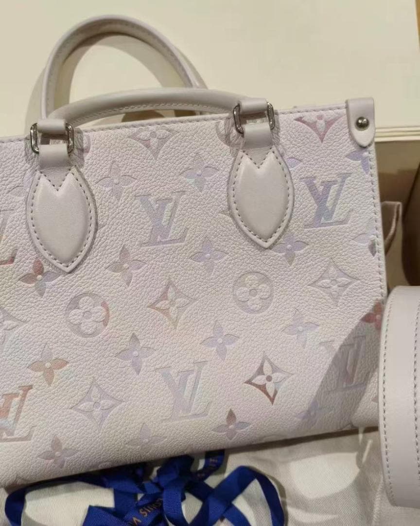 ☆Louis ☆Vuitton ホワイトバッグ~~~