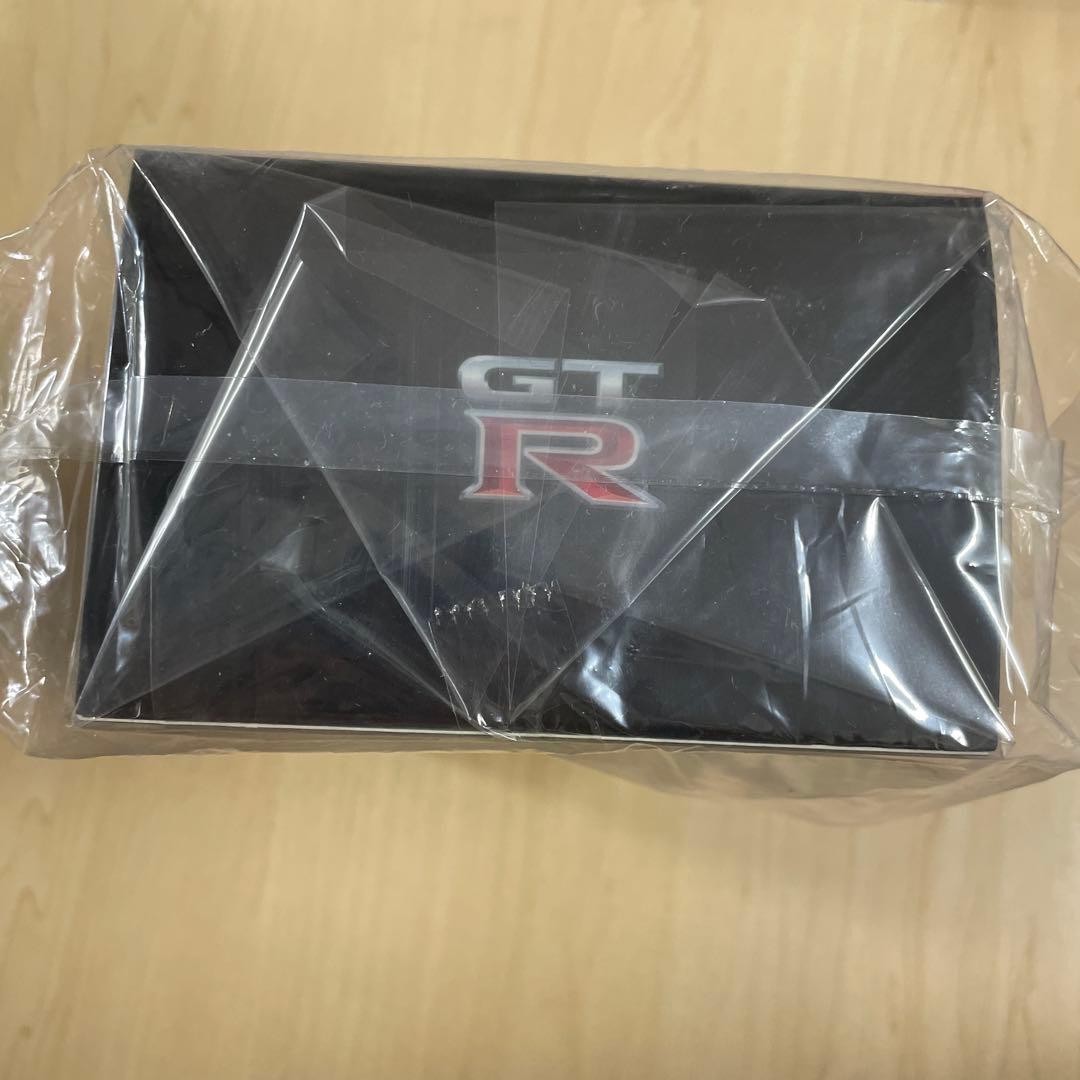 【未開封】日産正規品 GT-R (R35) 50周年記念 1/43 湾岸ブルー