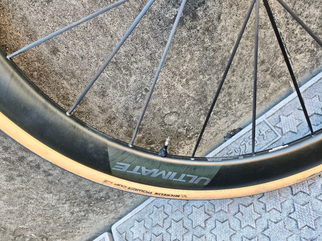 MAVIC コスミックカーボンアルチメイト 19c チューブレス