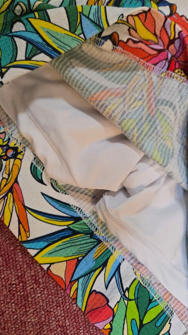 LoudMouth レディース モックネックシャツ スカート セット