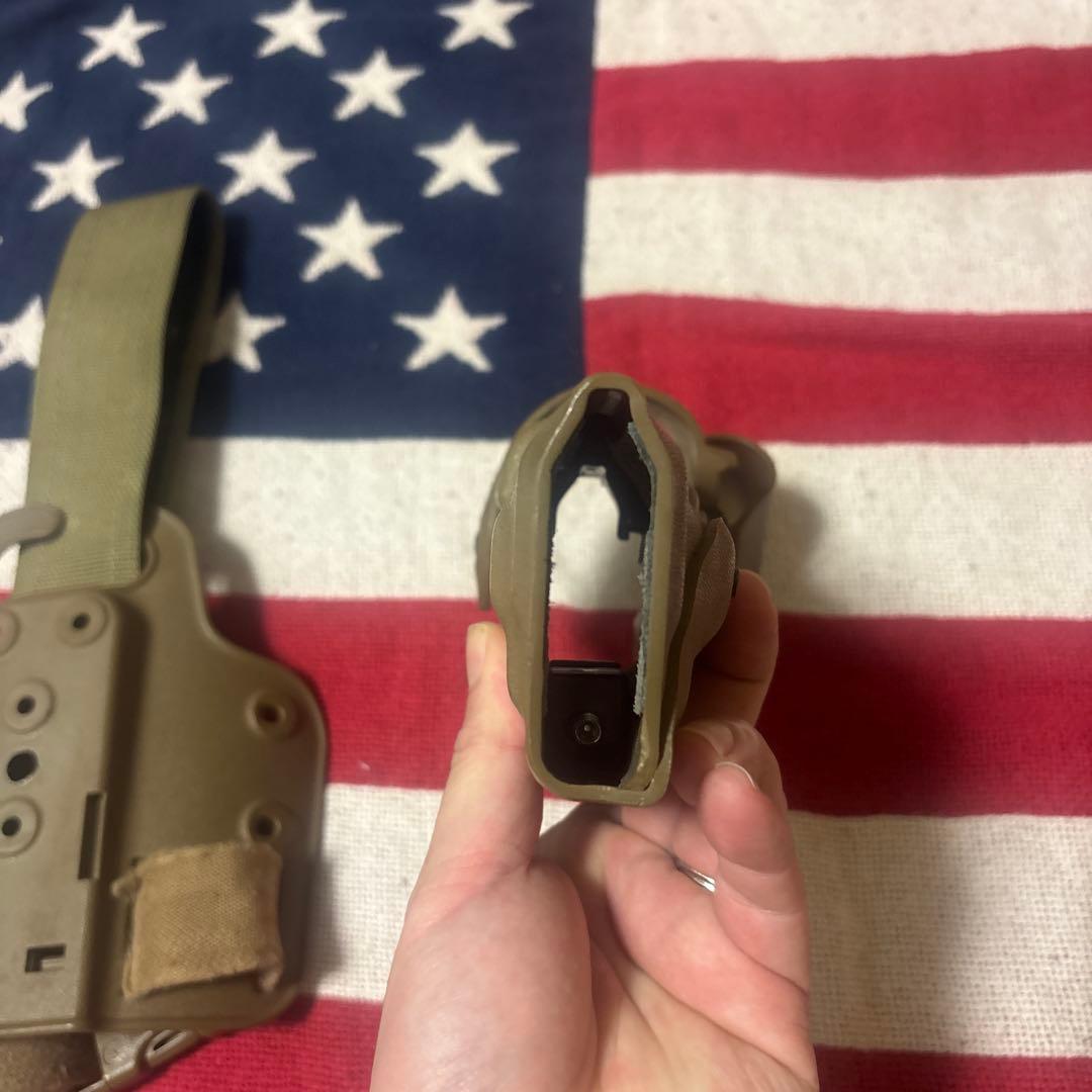 Safarilandレッグホルスター M9 / 92FS 実物 FDE B52