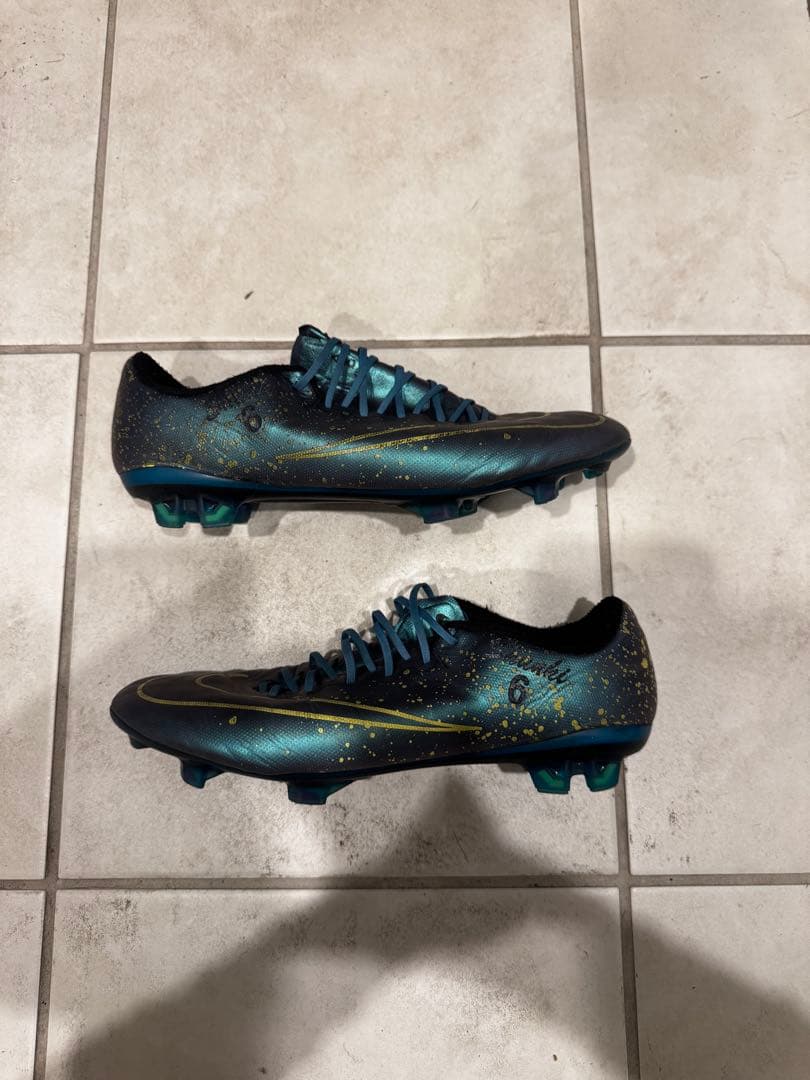NIKE サッカー　スパイク