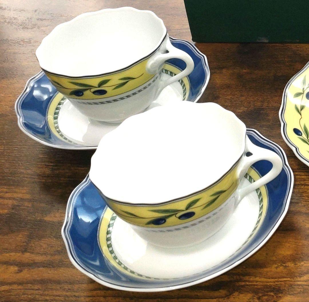 フッチェンロイター メドレーコーヒーカップ＆ソーサー 2客 プレート 2枚