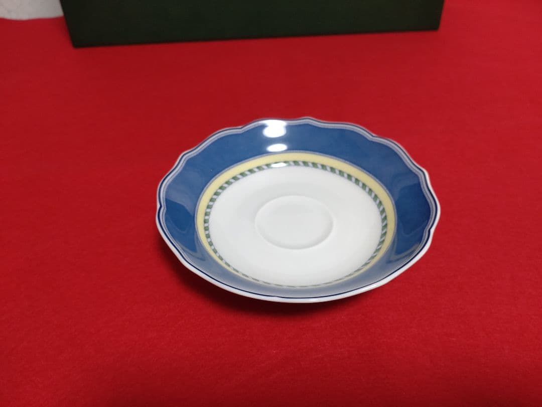 フッチェンロイター メドレーコーヒーカップ＆ソーサー 2客 プレート 2枚