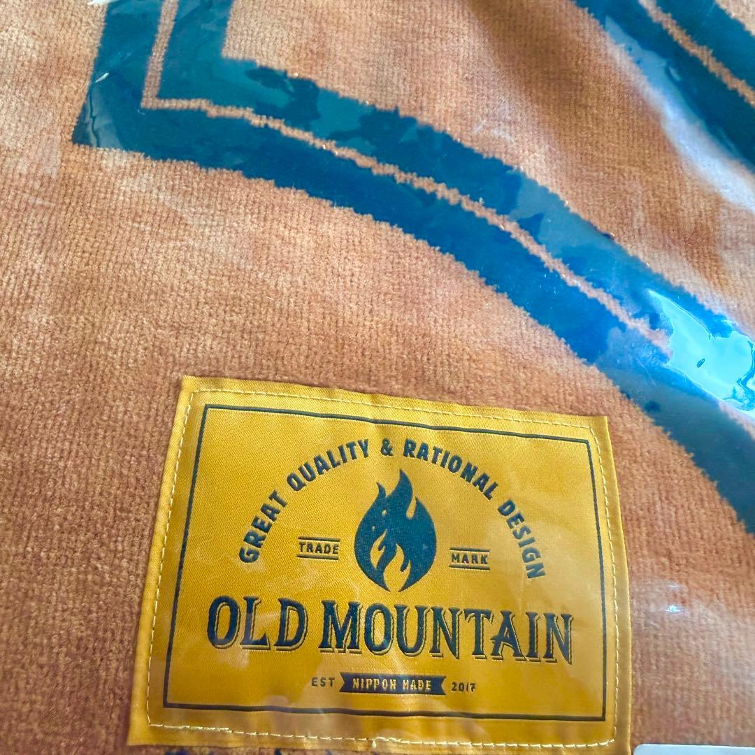 美品【kakemono OLD MOUNTAIN koti キャメル カケモノ】