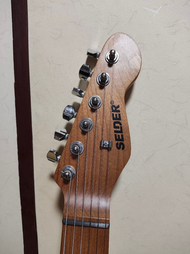 ストラト