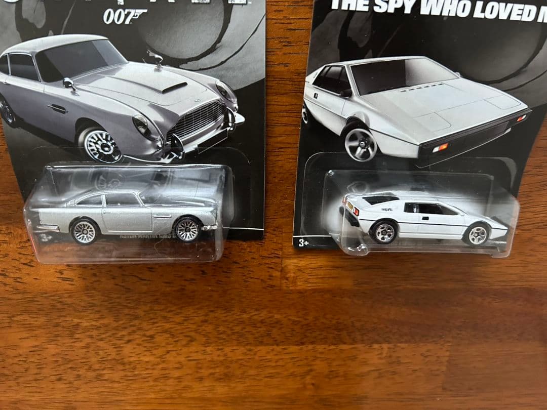 ホットウィール　007 ボンドカー　ホットウィール007 007ミニカー