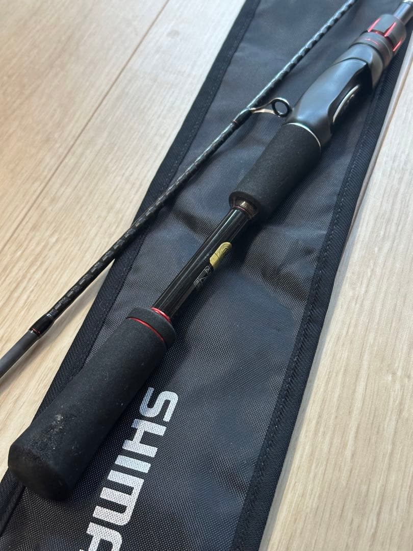 美品 シマノ ZODIAS 264L-2 HI-POWER バスロッド