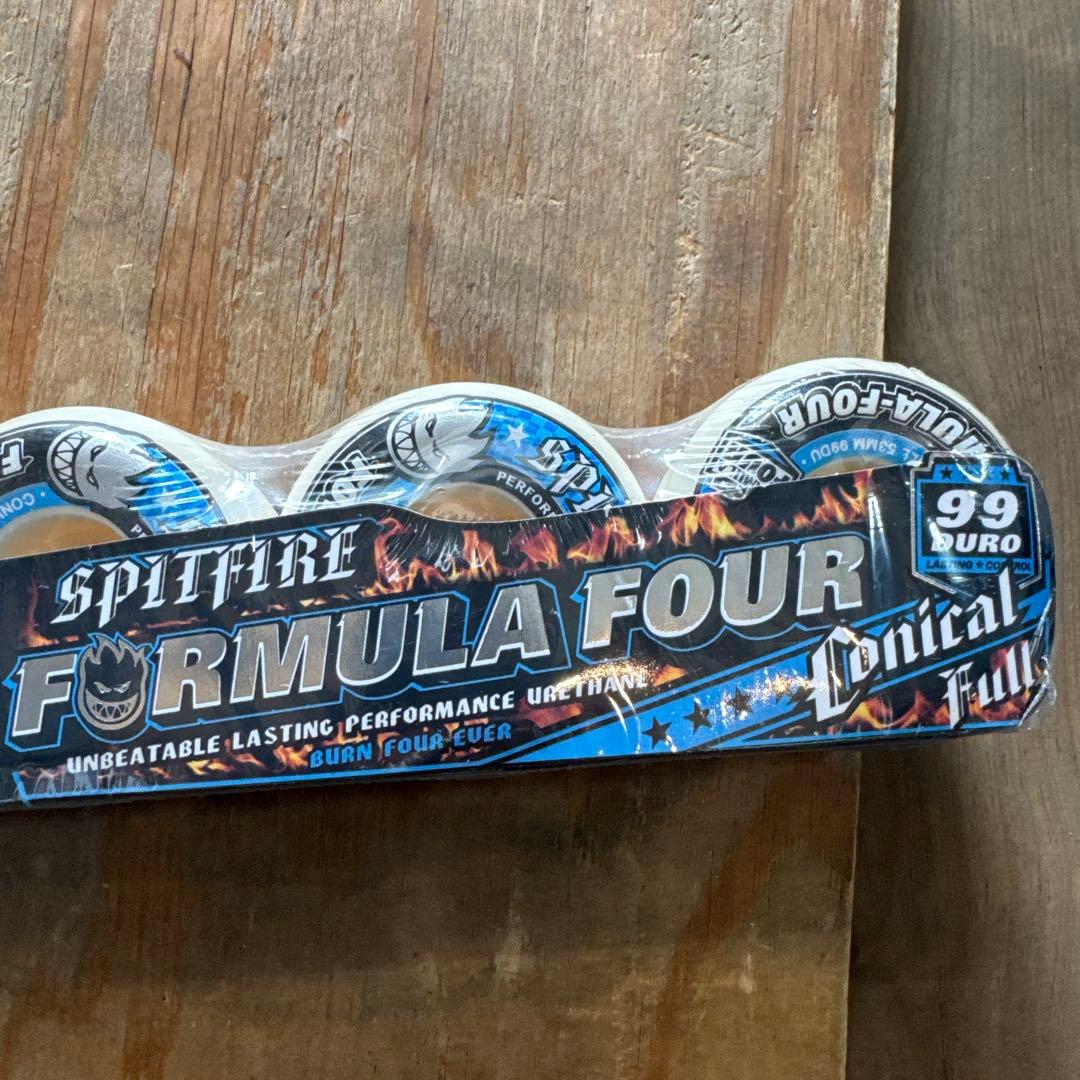 Spitfire フォーマル4コニカルフルウィール53mm99A定価9,680