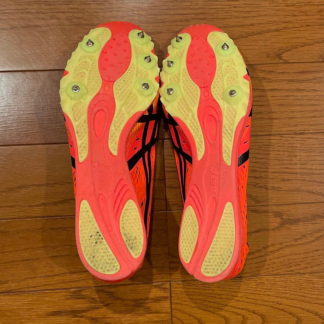 陸上スパイクシューズ　asics スパイク袋付き