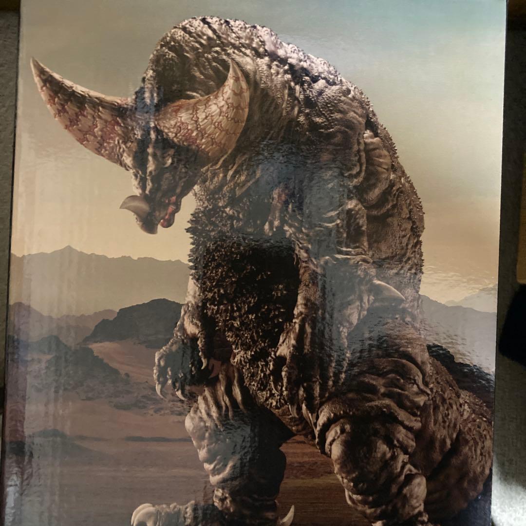【新品　未開封】一番くじ　ウルトラマンシリーズ　怪獣超大全　A賞　ゴモラ