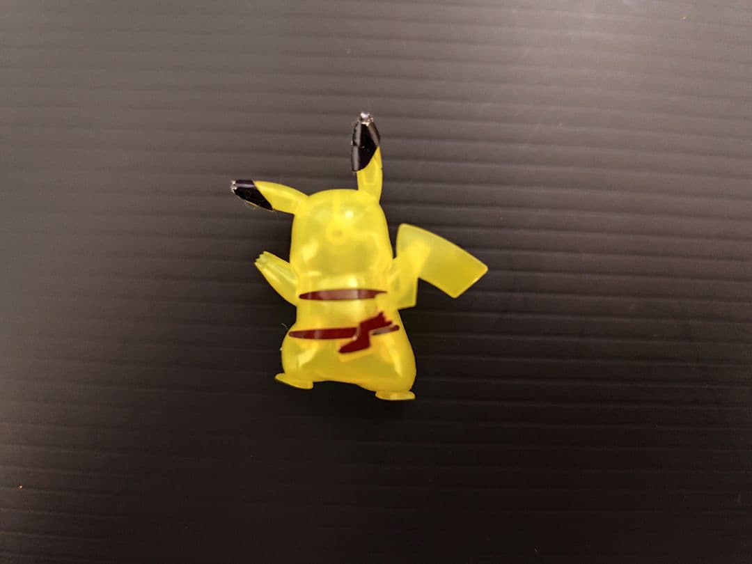 希少　ポケモン　ピカチュウ　プラモコレクション　クリア　限定特典？