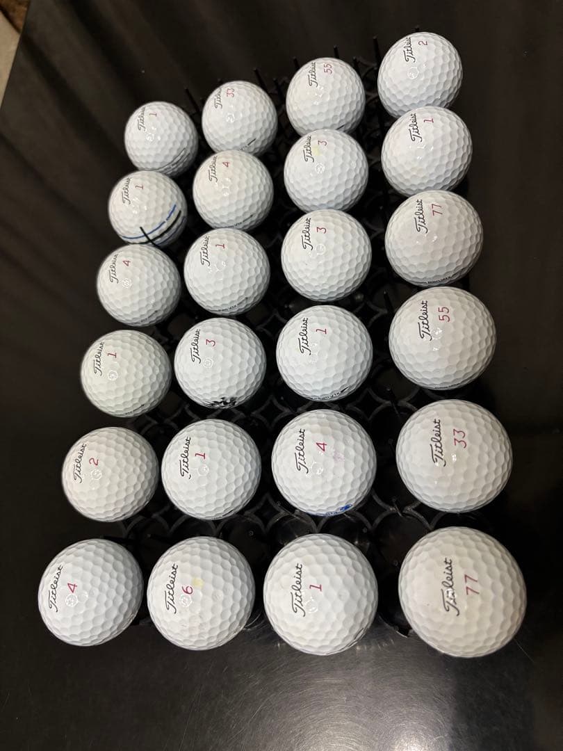 新品に近い　送料込み　タイトリスト　PRO V1x　ロストボール 24球セット