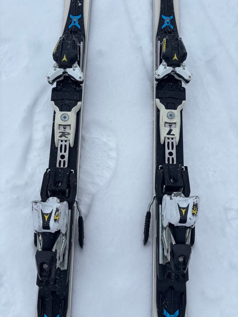 186cm アトミック レッドスター ATOMIC REDSTER GS