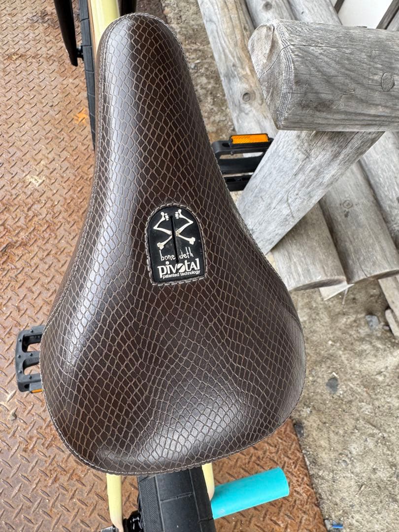 BMXバイク CULT HAWK AK フルカスタム　20.5”