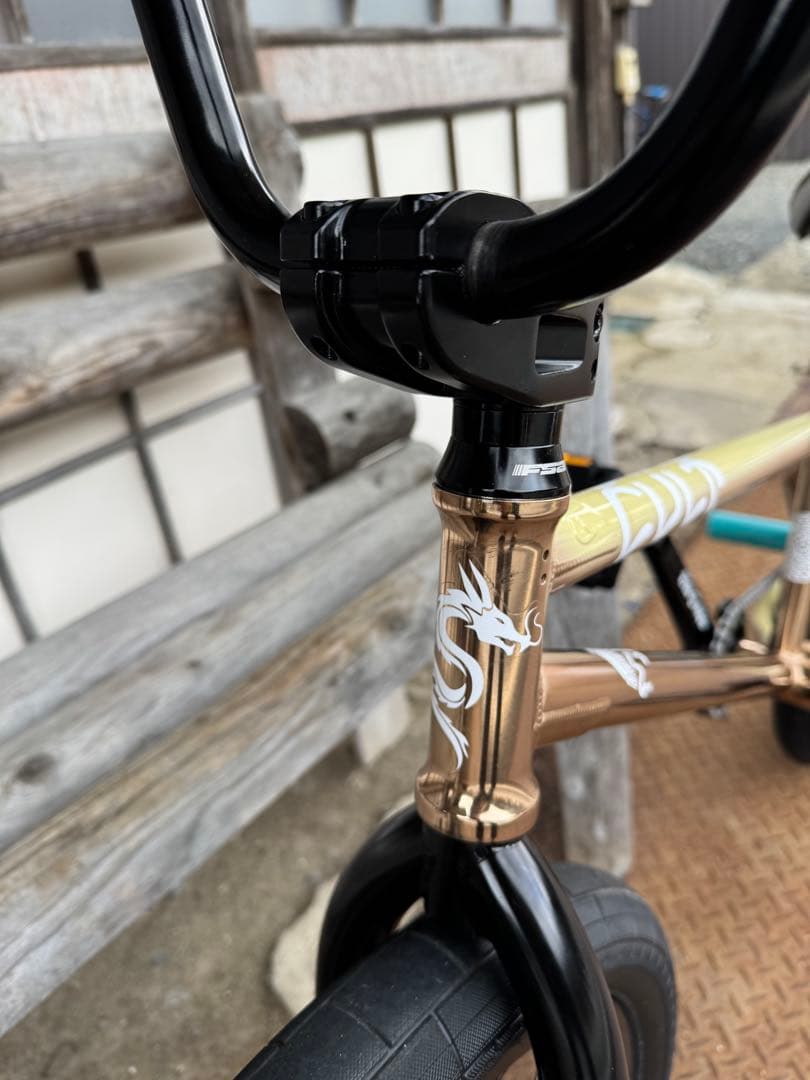 BMXバイク CULT HAWK AK フルカスタム　20.5”