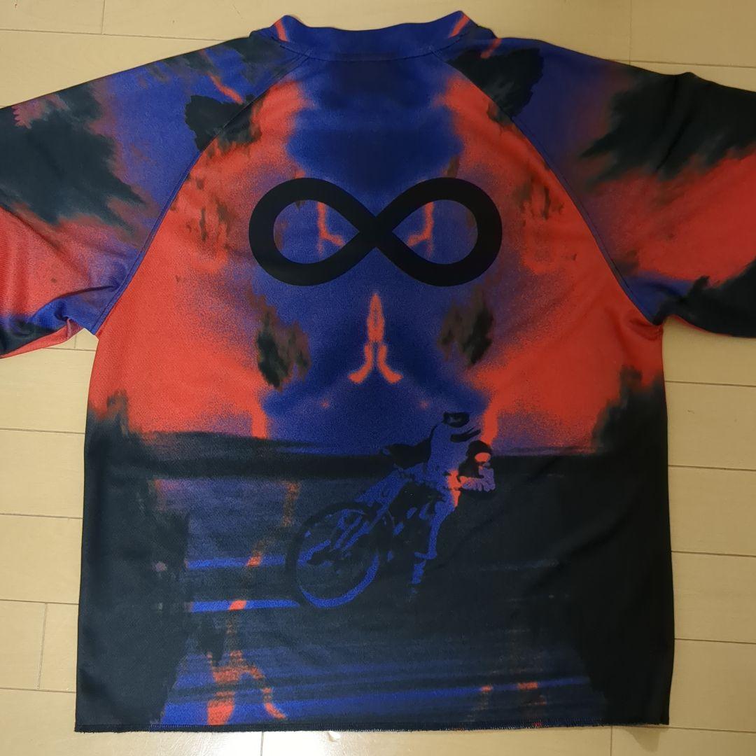 スケートボードブランドQUASI グラフィックTシャツ(長袖)