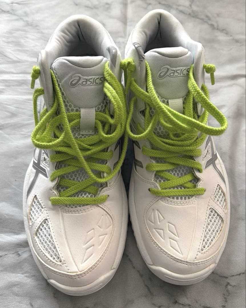 アシックス　asics バッシュ　バスケットボール　靴