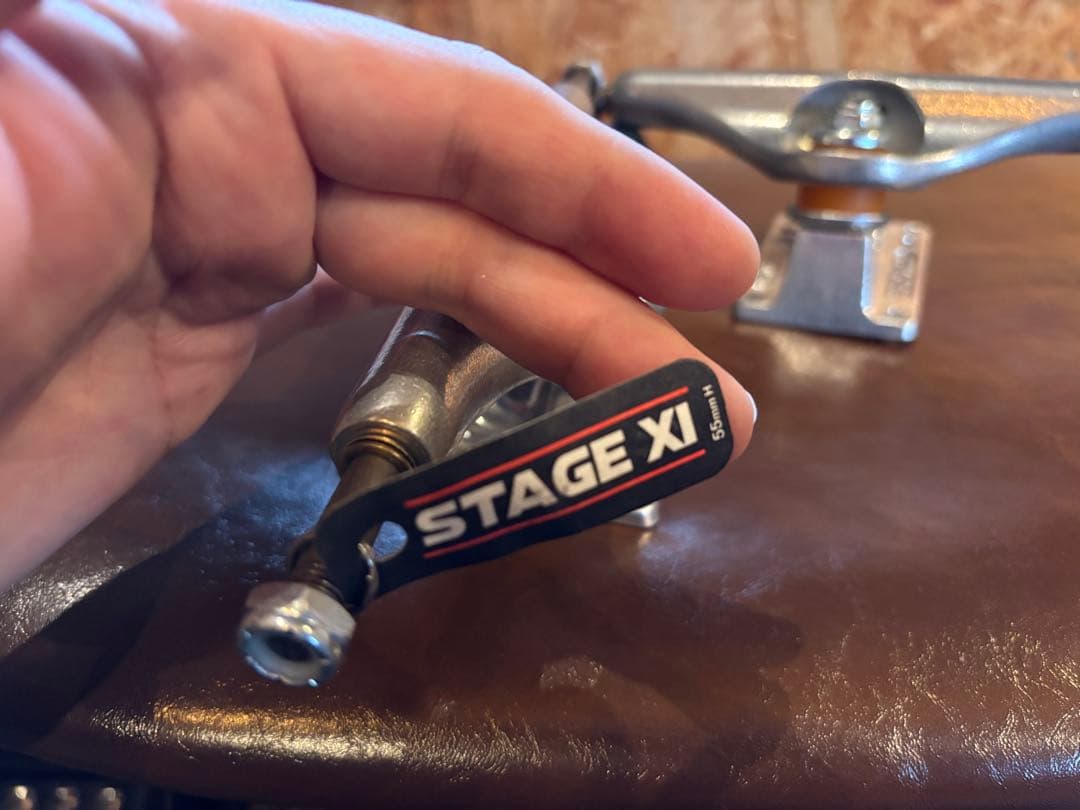 INDEPENDENT TRUCK インディペンデント トラック