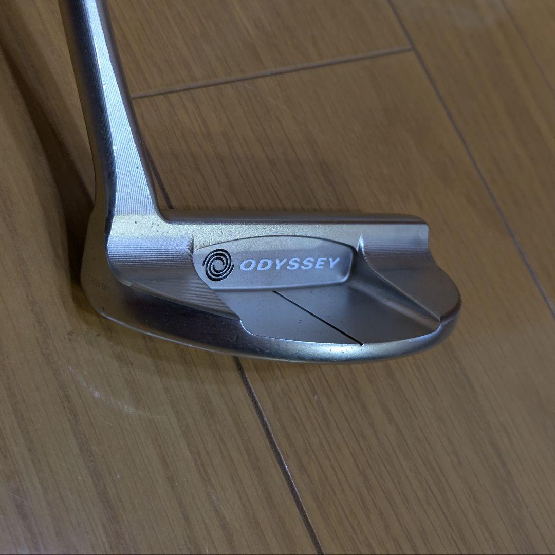 オデッセイ ホワイトダマスカス #9 パター 33インチ　ヘッドカバー付き