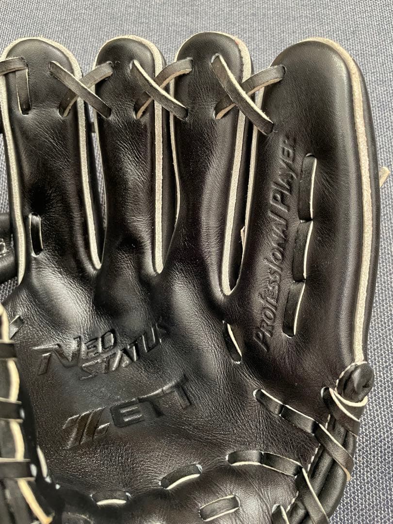 美品　ゼット　野球 硬式グローブ 一般用　大人　右投げ　グラブ　内野手 右利き