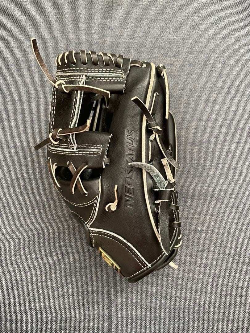 美品　ゼット　野球 硬式グローブ 一般用　大人　右投げ　グラブ　内野手 右利き