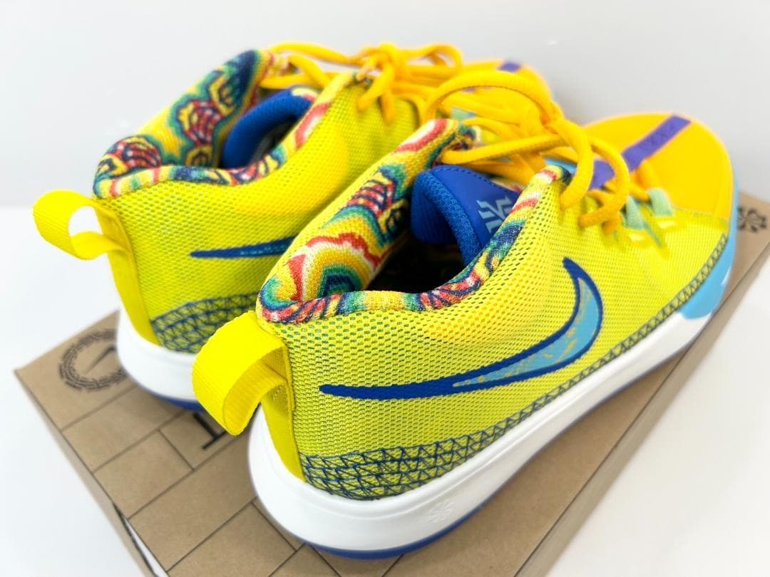 未使用品 NIKE ナイキ カイリー フライトラップ VI GS　24.5cm